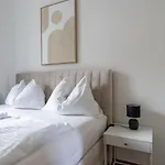 Apartment Farawayhomes #2 *
